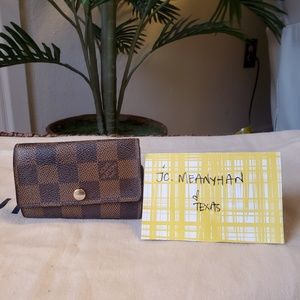 SOLD on FB PAGE 6 Key Ring Holder